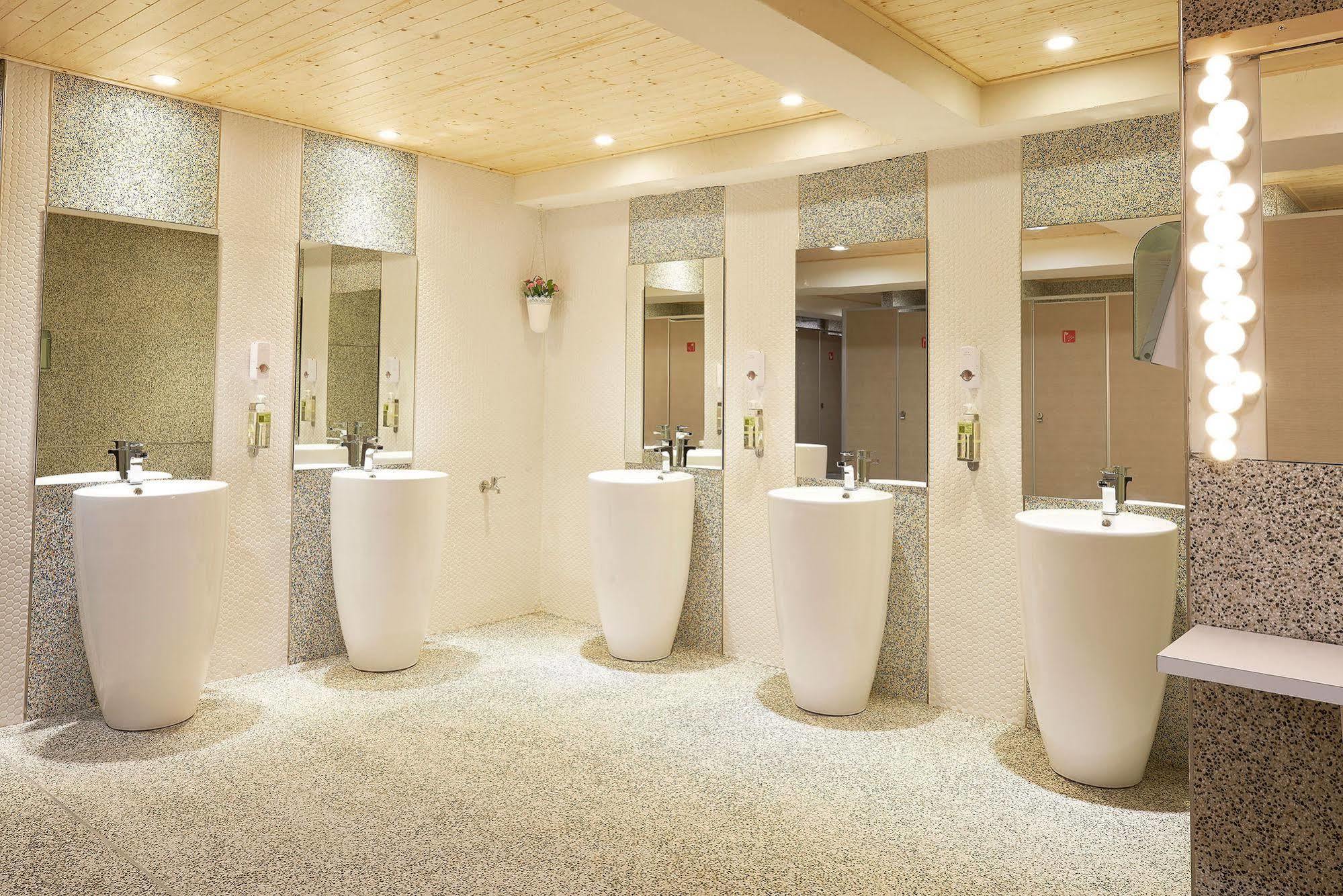 Ease Single Inn Taichung Eksteriør bilde