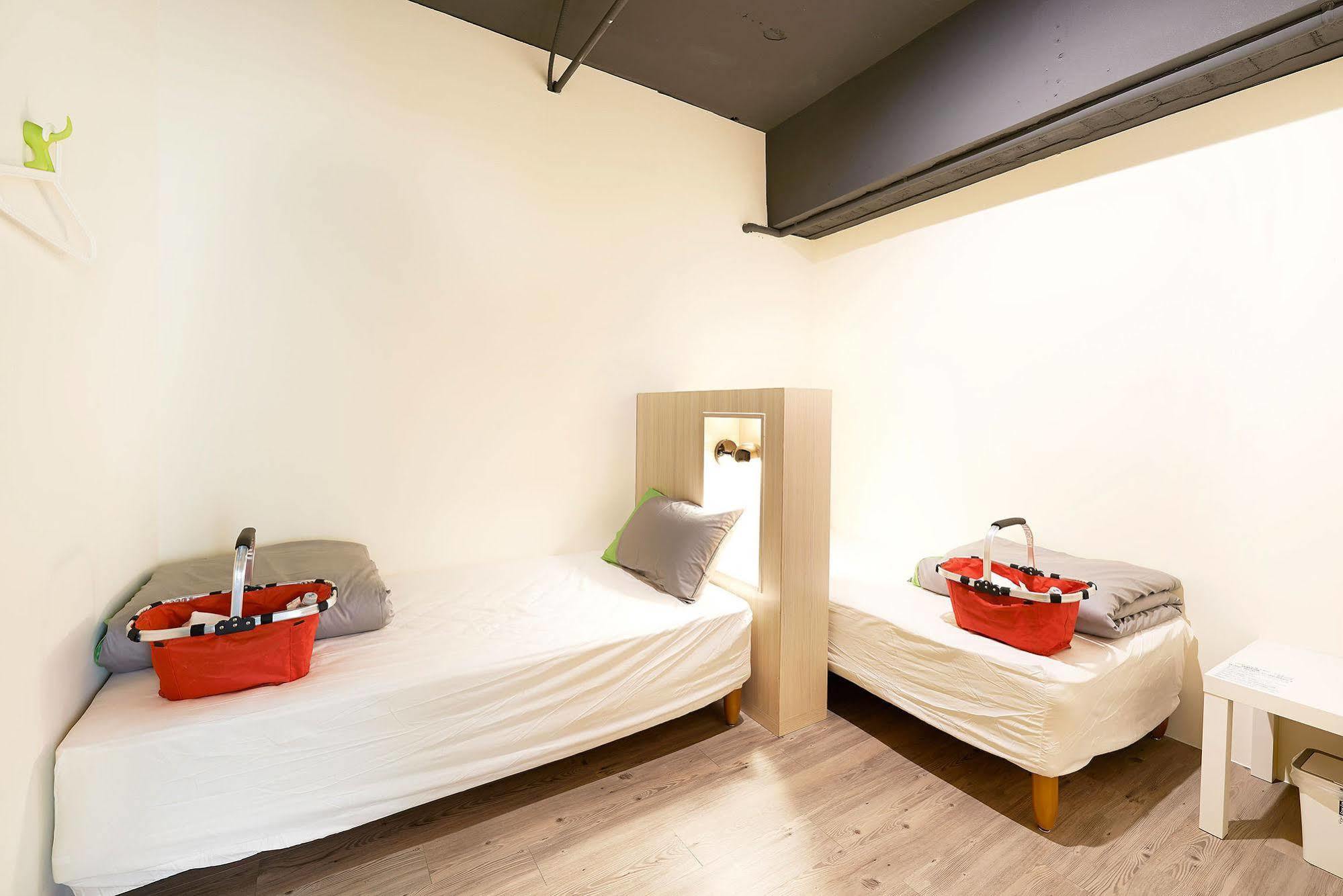 Ease Single Inn Taichung Eksteriør bilde